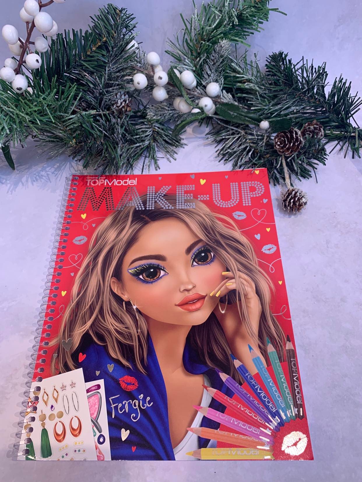 Top model colouring, Christmas present gift ideas, 2021