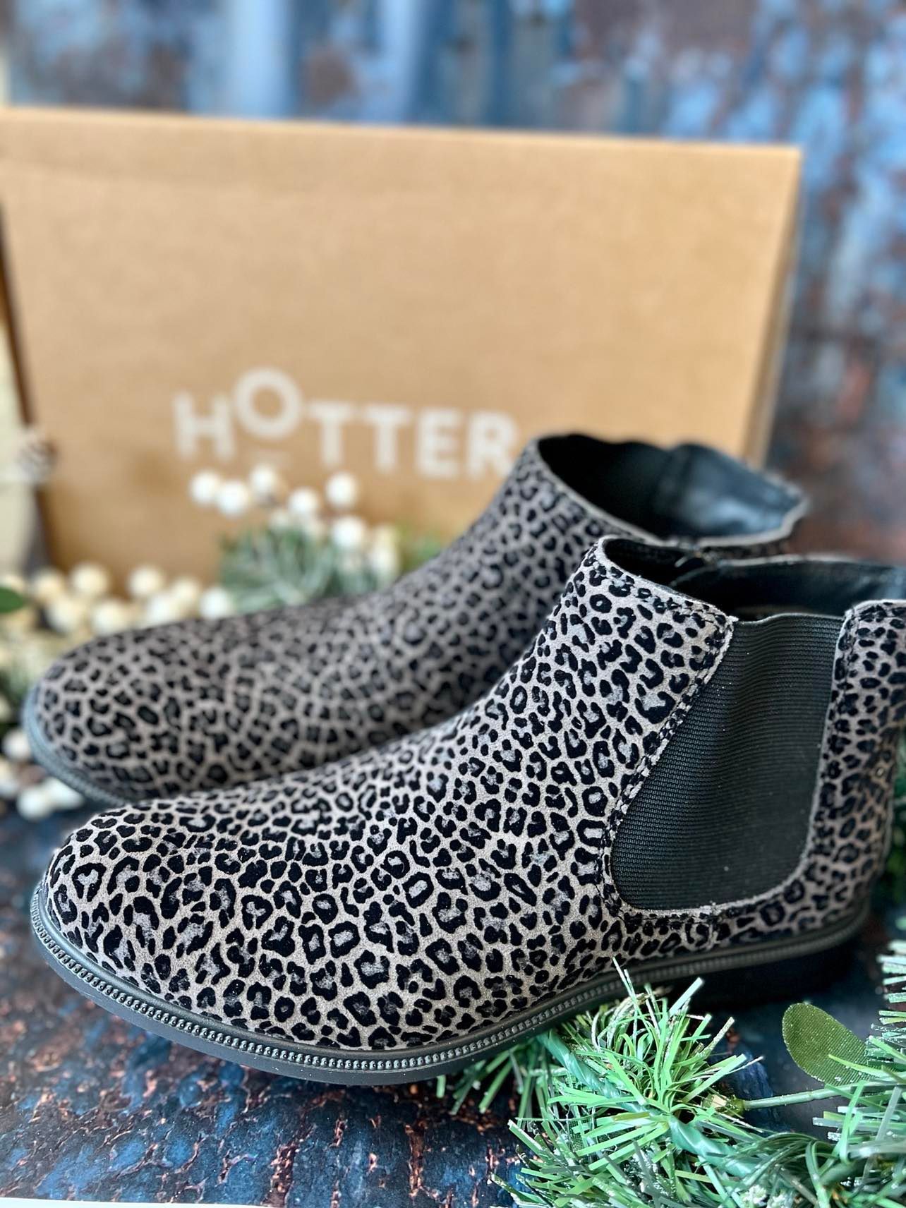 leopard print chelsea boots, hotter, christmas gift guide 2022